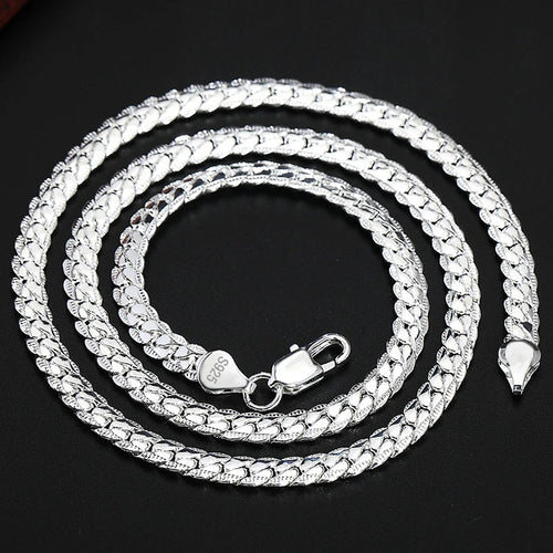 Luxurious necklaces